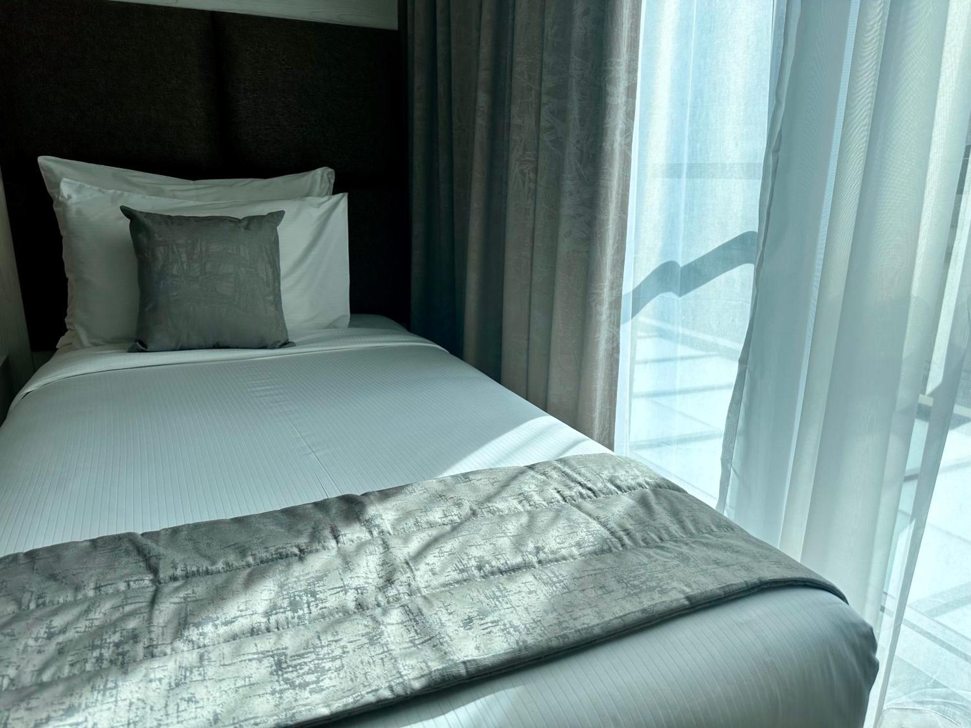 2H Hotel ออราน ภายนอก รูปภาพ